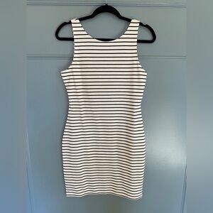 Jack body con dress striped black and white